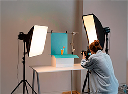 <strong>FOTOGRAFÍA</strong><br> Y VIDEO